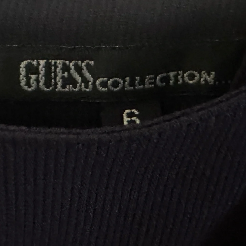 Guess stylish classic