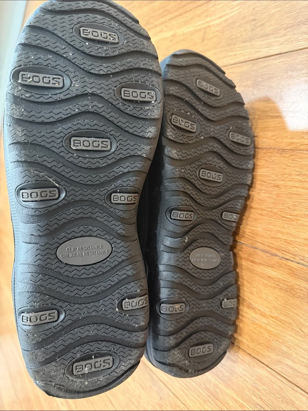 Bogs worn trip