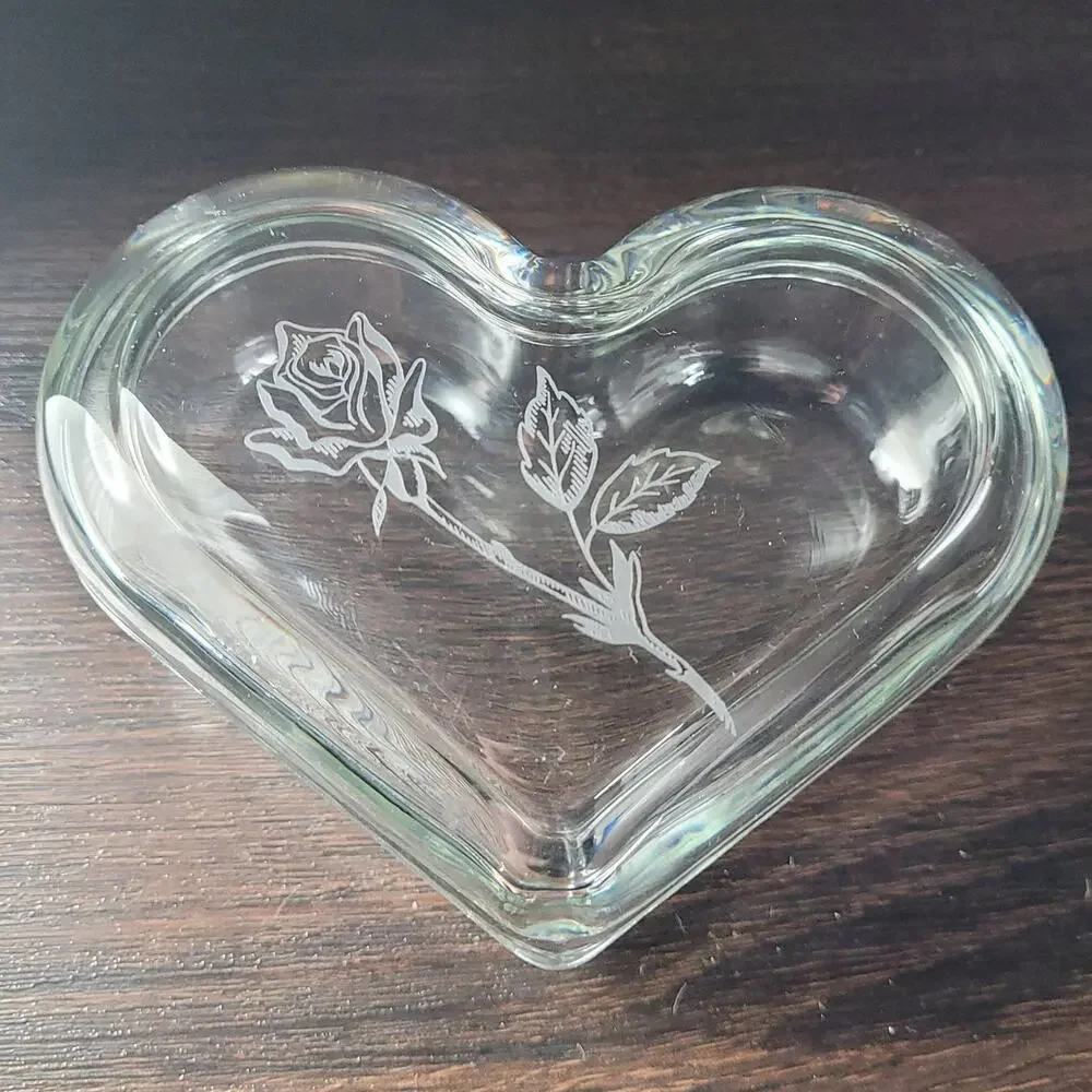 Heart Shaped Clear Glass Trinket Dish with Etched Rose Design, 4 Inches Wide
