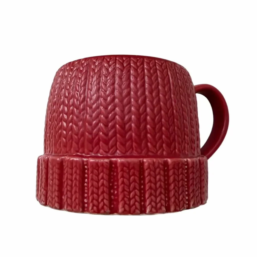 West Elm Red Stoneware Knit Ski Cap Hat Hot Chocolate Coffee Mug w/ Lid EUC