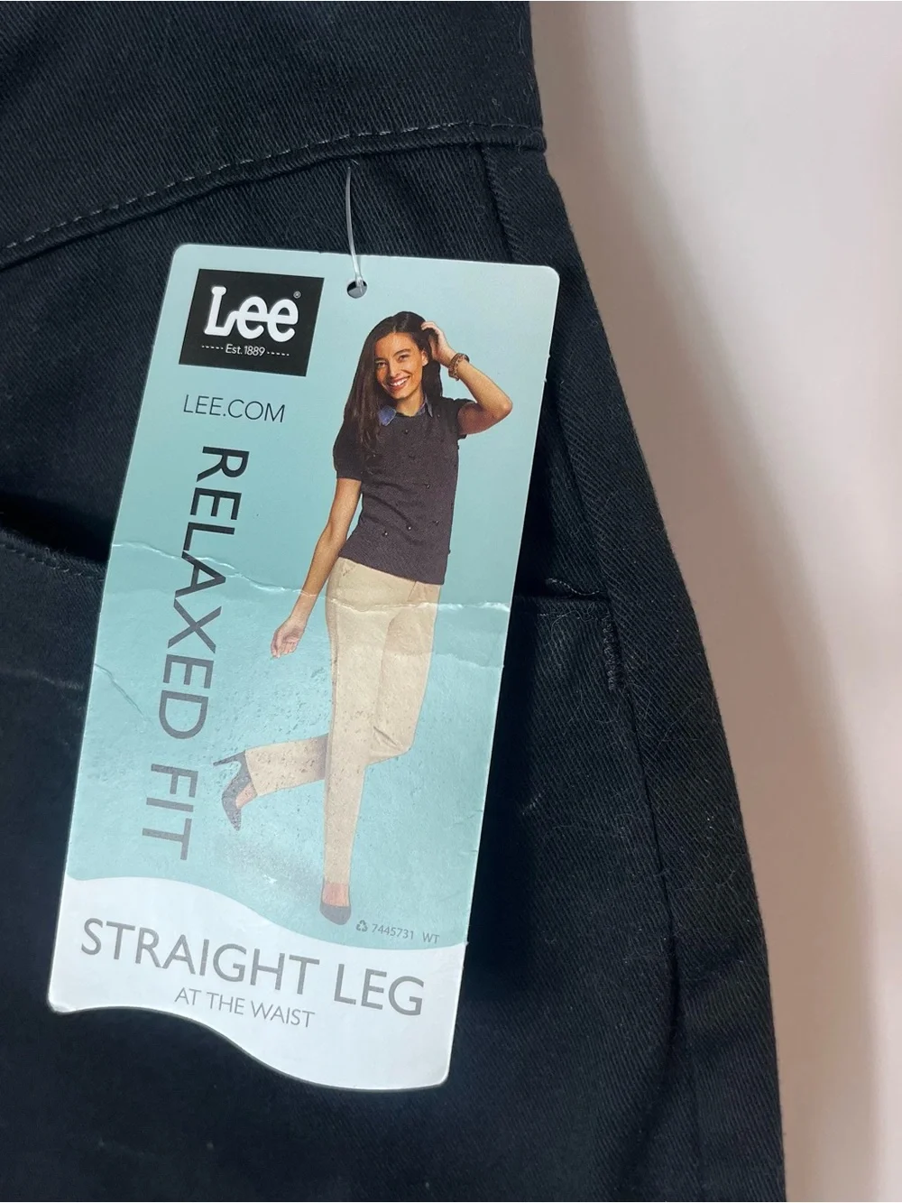 Lee relaxed fit