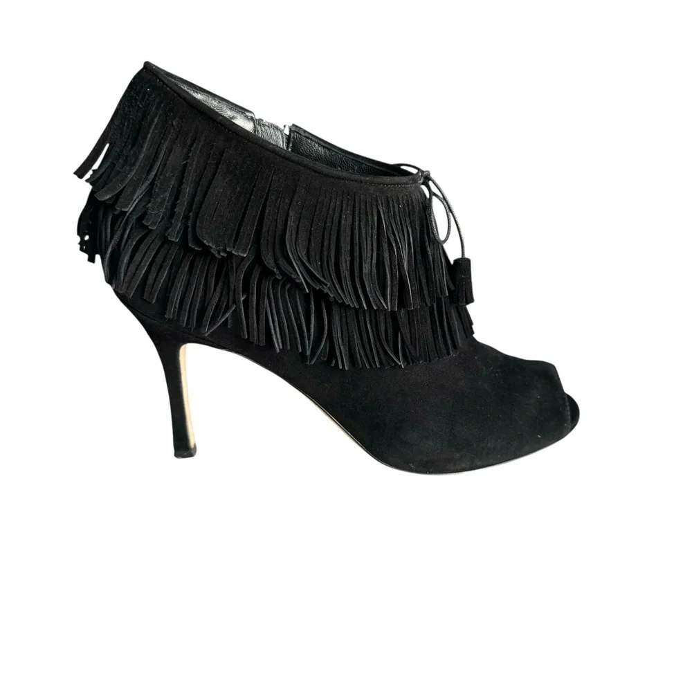 Manolo Blahnik owned no