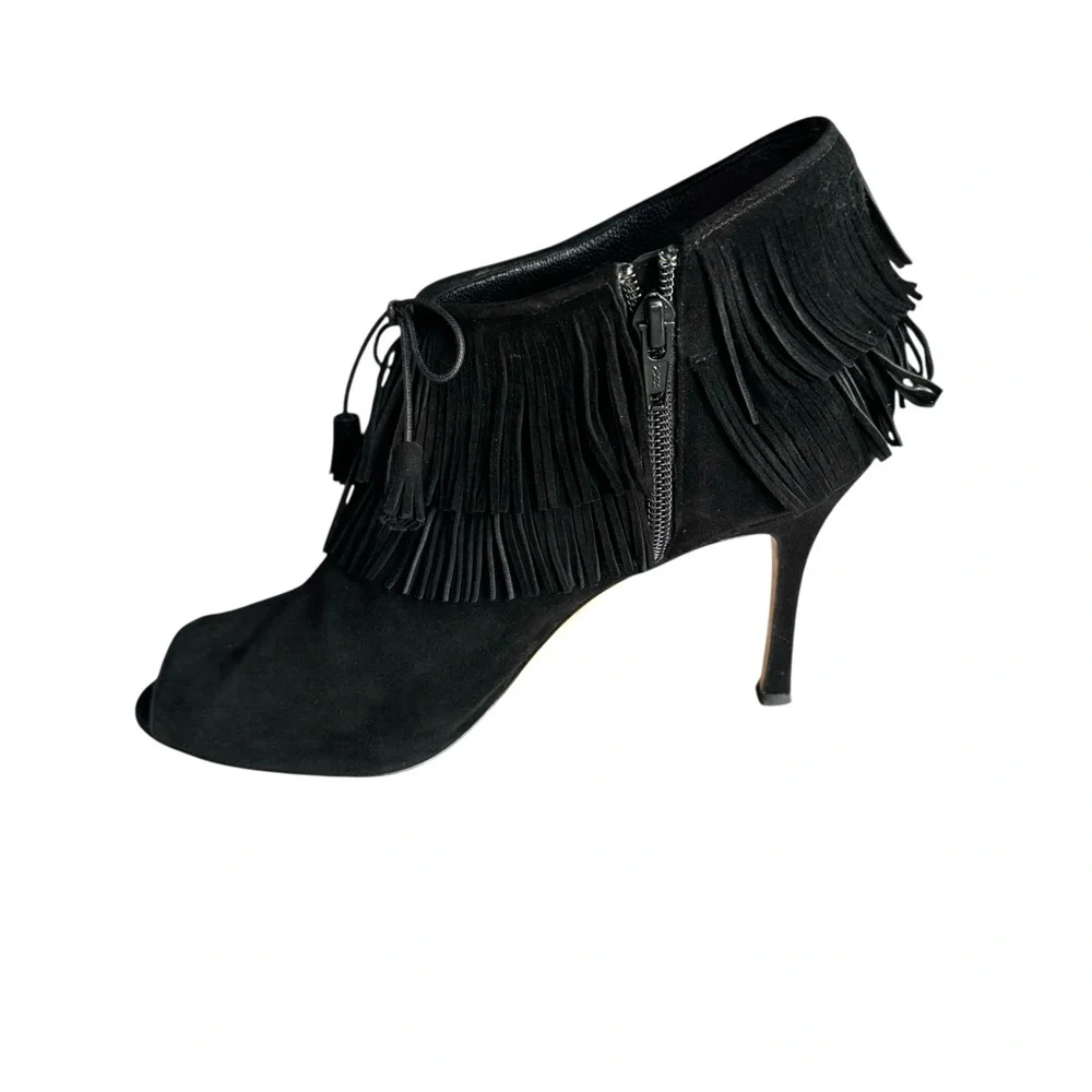 Manolo Blahnik pre great