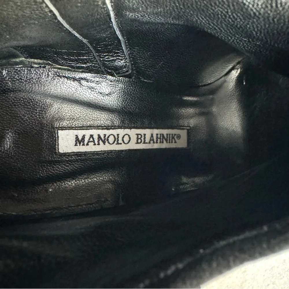 Manolo Blahnik size leather