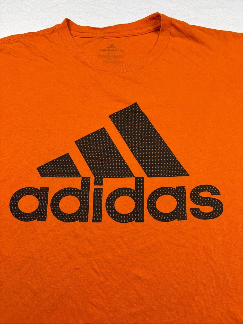 Adidas T-Shirt Orange Big Spellout Logo Gym Workout Athleisure VTG Style L
