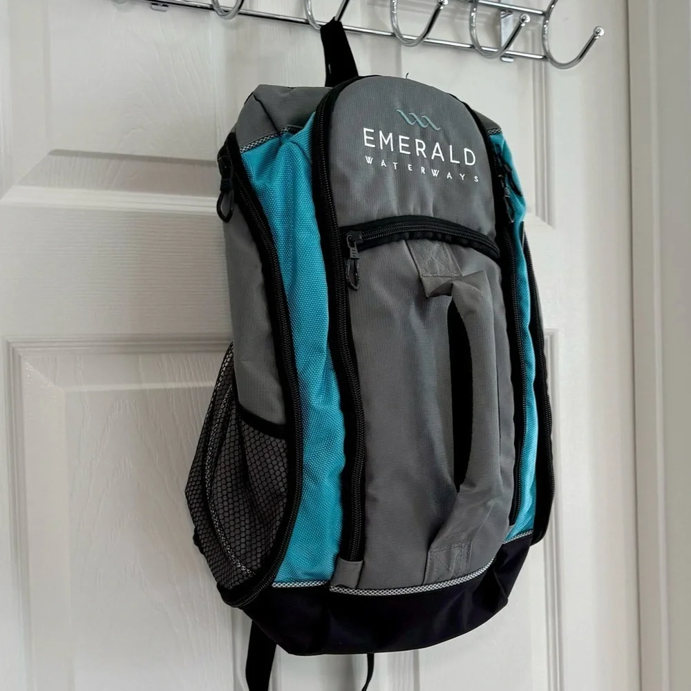 Emerald Waterways 15 like new