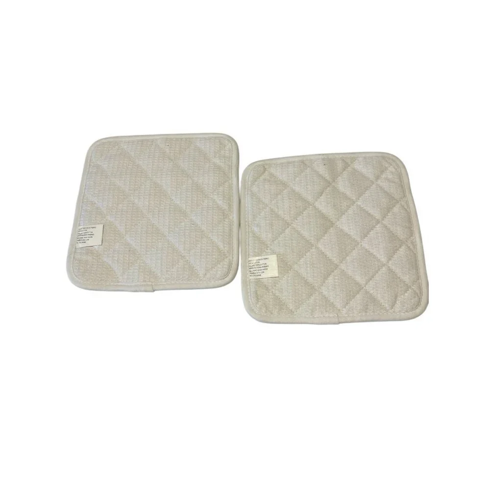 Christmas‎ White Wreath Pot Holders