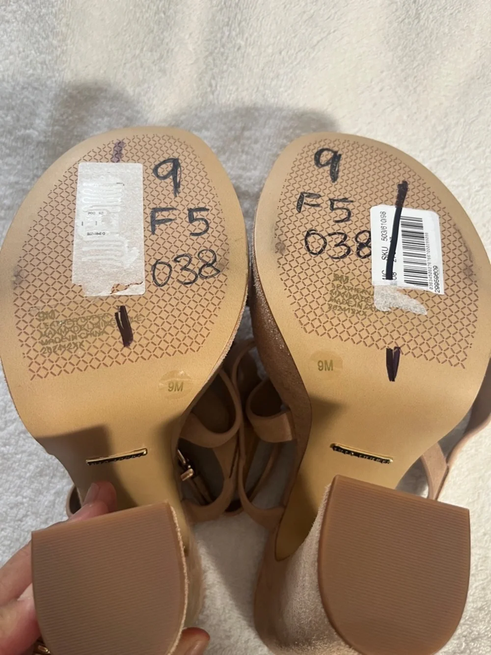 Gianni Bini buckle slight crisscross