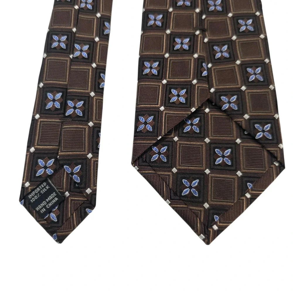 Jos. A. Bank embroidered mens china