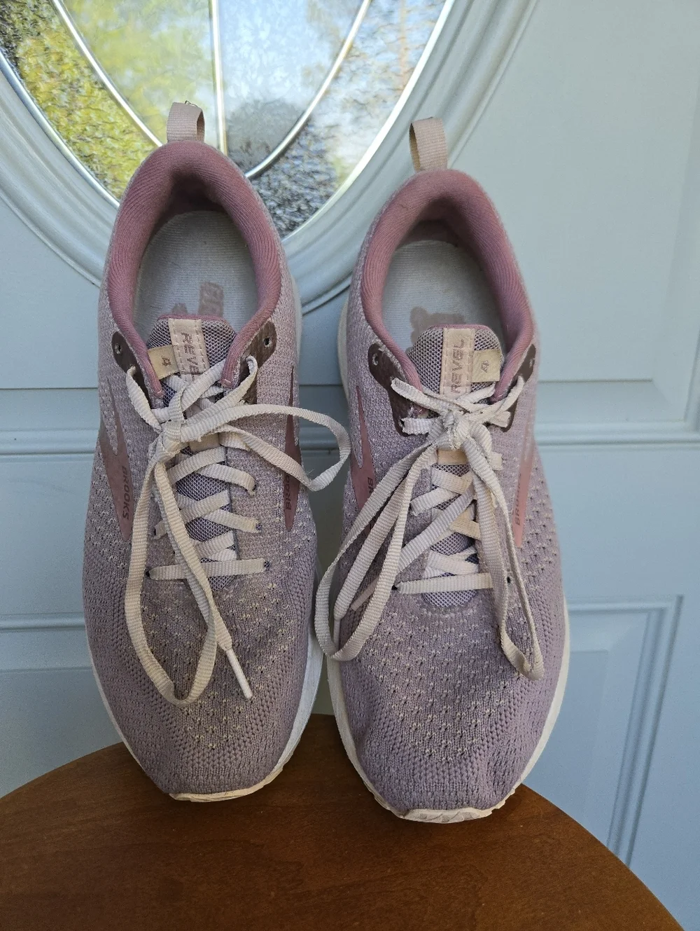 Brooks size soles