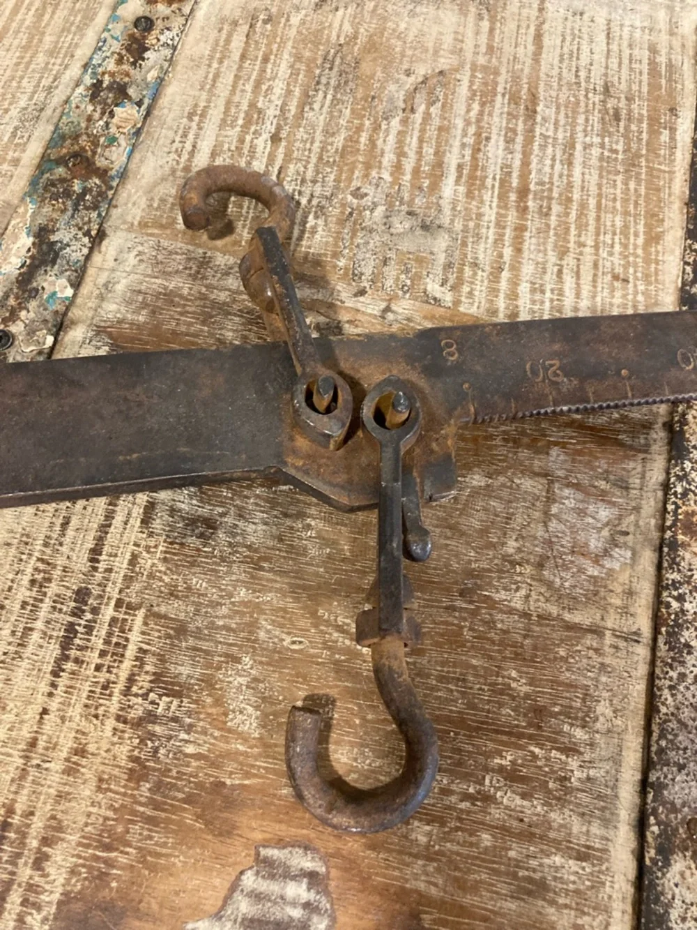 Antique Chatillon 100 lb Steelyard Scale w/ Weights – Rustic Industrial Decor