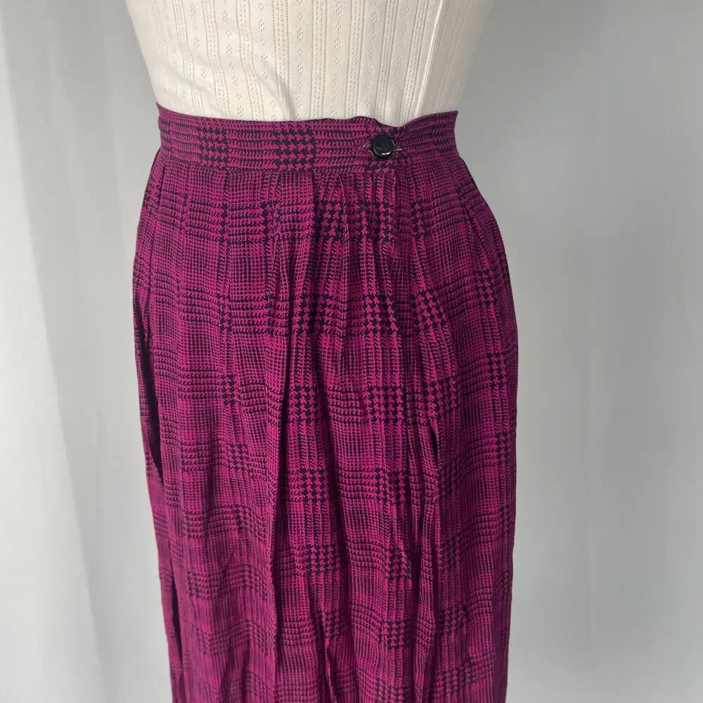 Vintage Pleated Skirt Size 8 Burgundy Black Houndstooth Midi Preppy Academia 90s