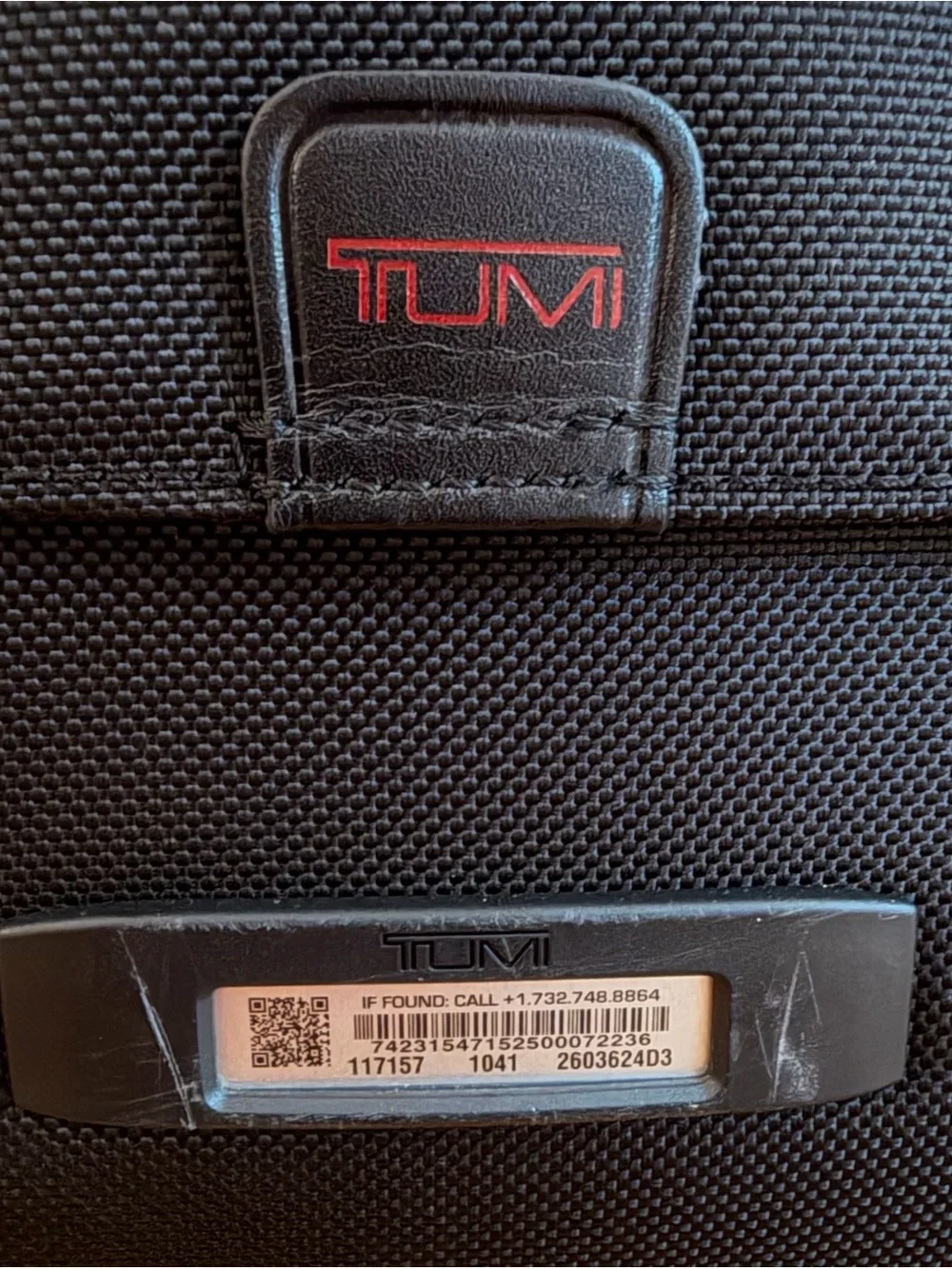 Tumi Alpha Compact 4 Wheeled Brief Black Carry-On