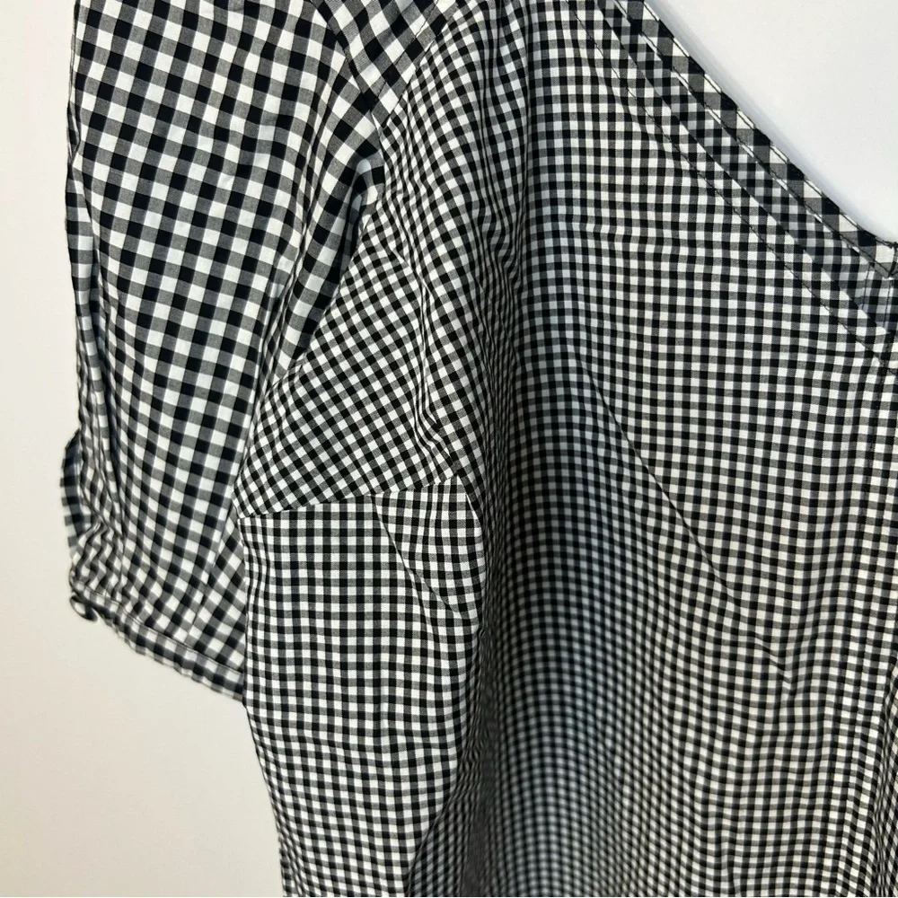 10 Crosby Derek Lam home black white