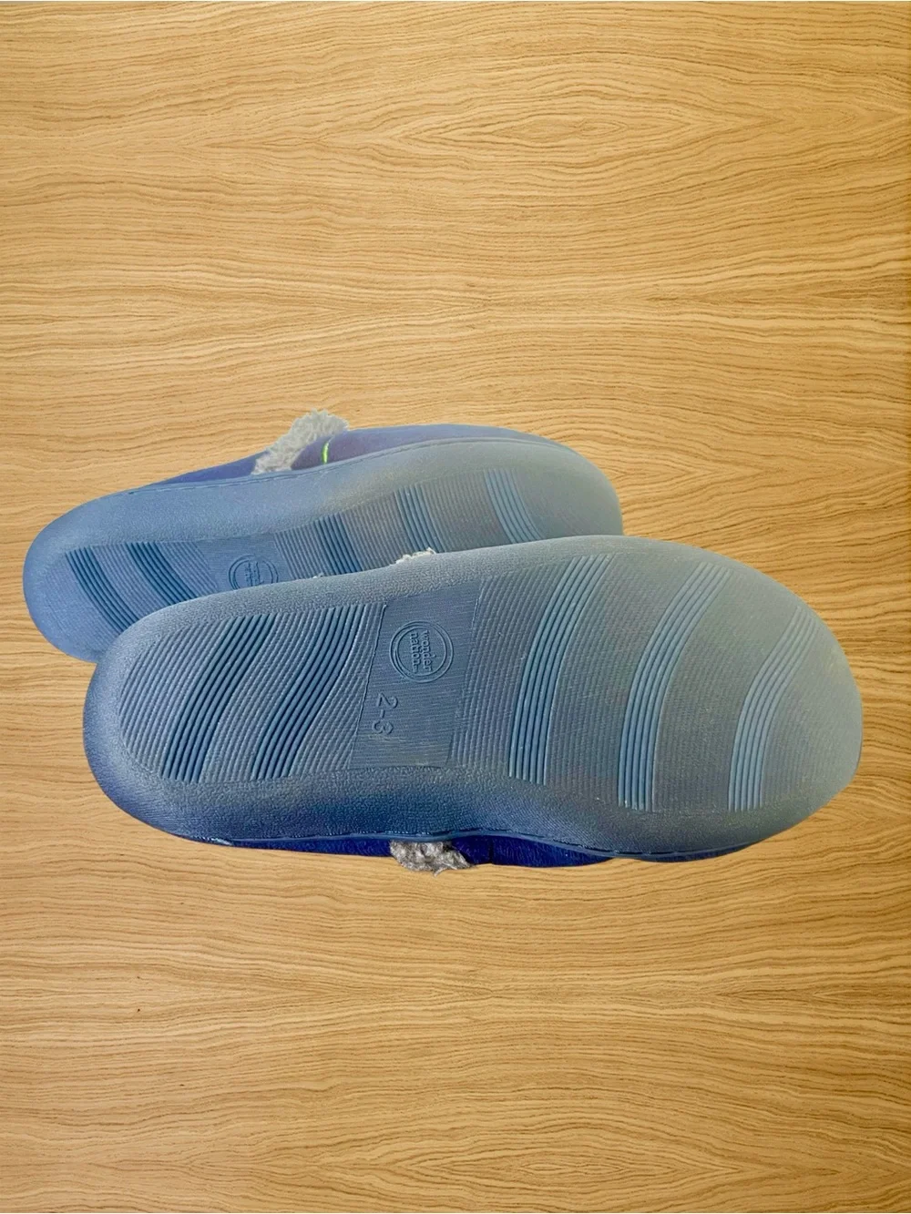 EUC Wonder Nation Boys Gaming Legend Lounge Slippers Size 2-3