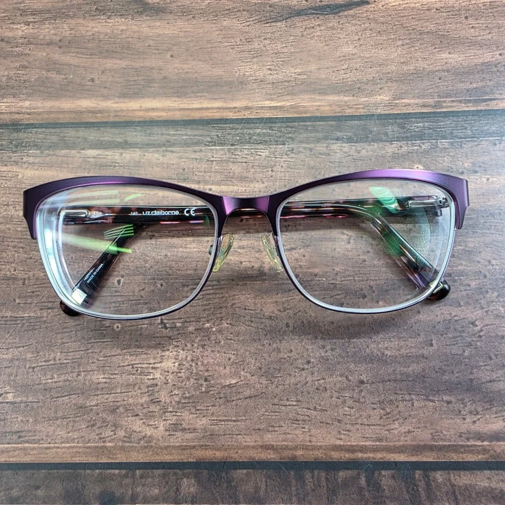 Liz Claiborne liz claiborne