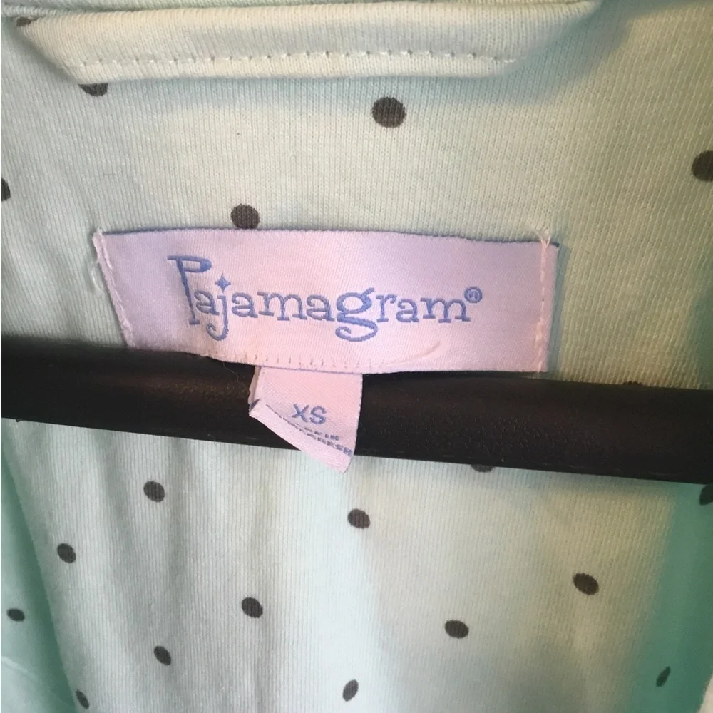 Pajamagram never robe