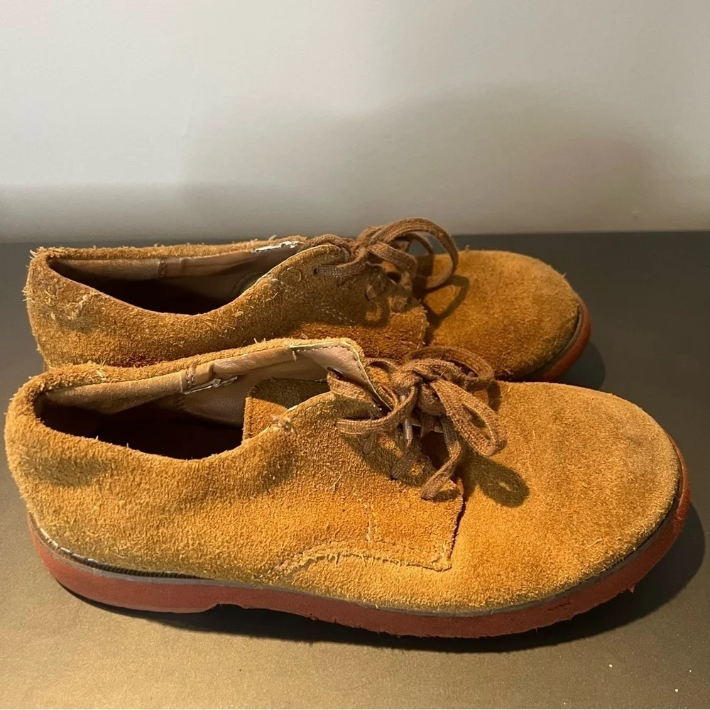 Sperry color brown