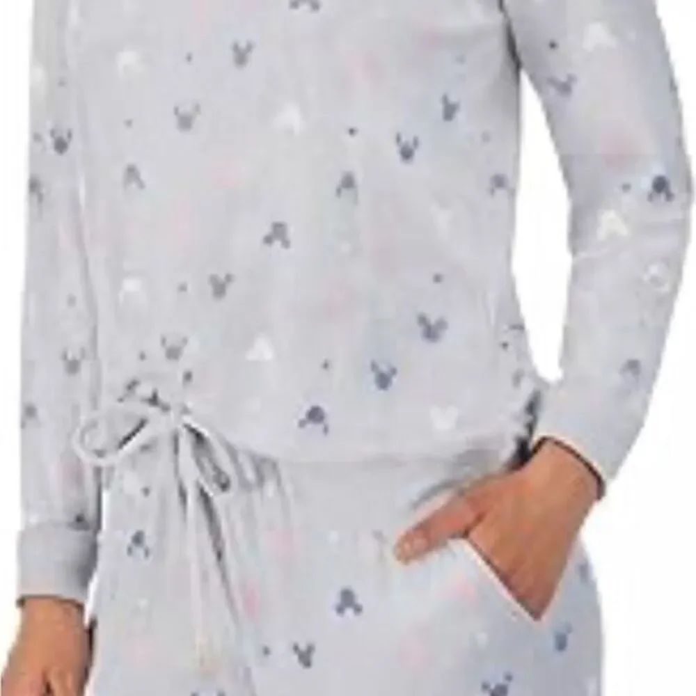 Disney set smoke pajama