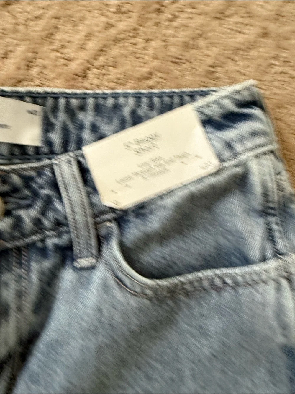 Hollister low rise 5in baggy Light Wash Denim Jean Shorts