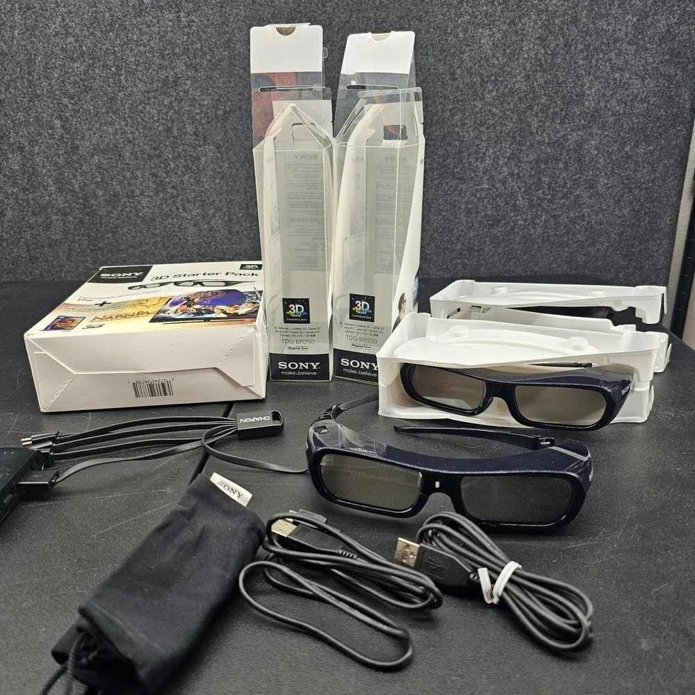 2 SONY 3D Glasses Black HU099FS w Dust Jacket Drawstring Cases DVD Not Included