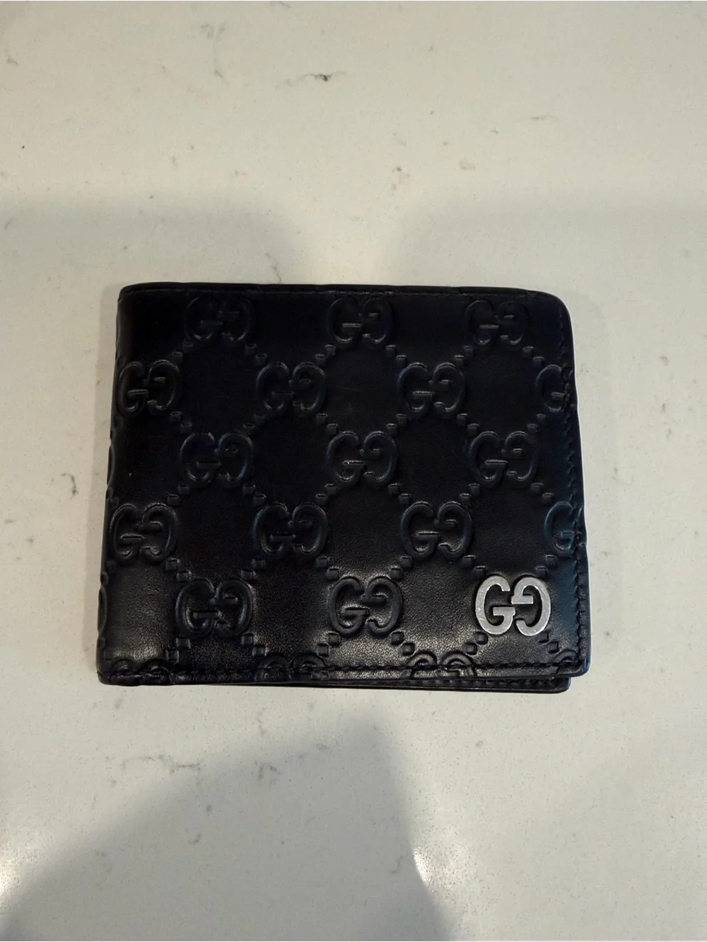 Gucci compact wallet