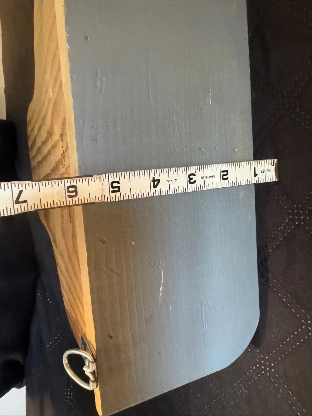 Unbranded neutral gray