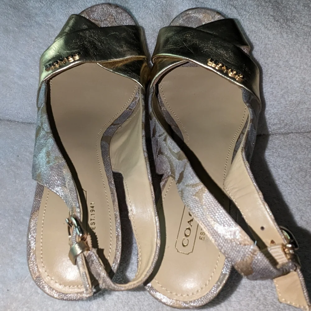 Vintage Coach Jesse wedge cork heeled sandals. 7.5