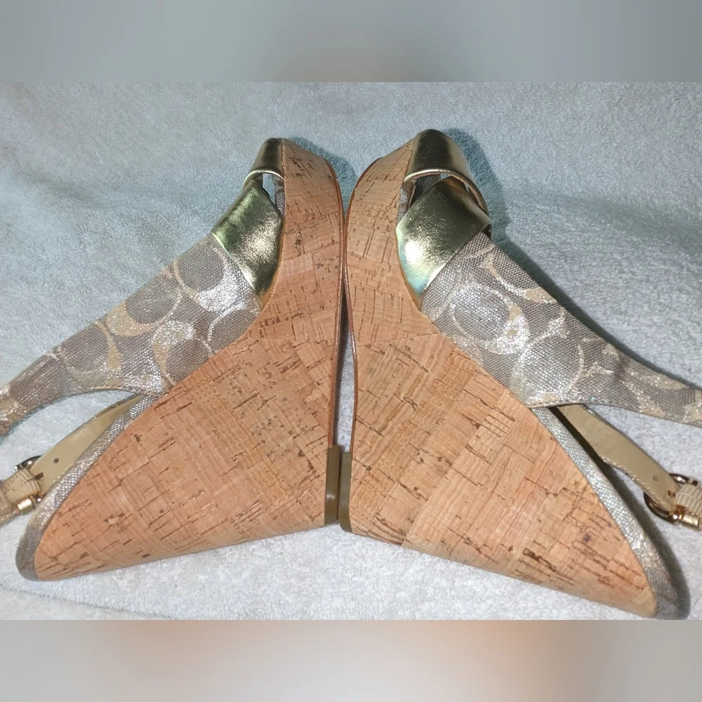 Vintage Coach Jesse wedge cork heeled sandals. 7.5