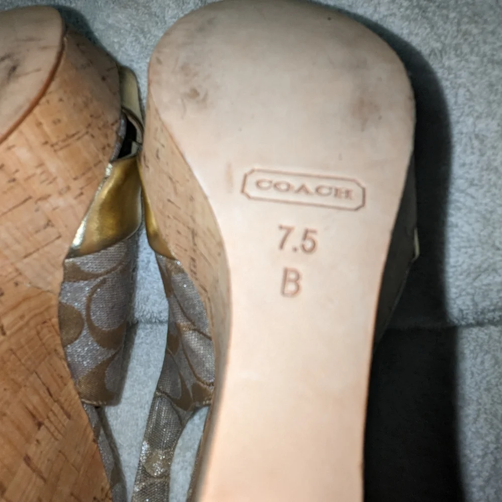 Vintage Coach Jesse wedge cork heeled sandals. 7.5