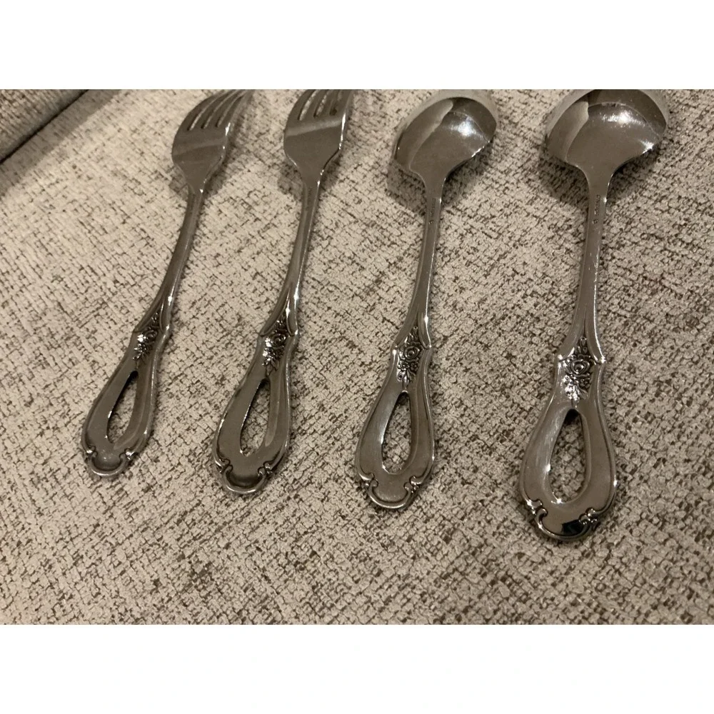 Oneida stainless steel