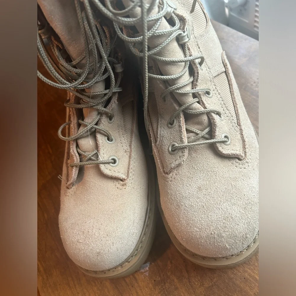 Bates gore tex
