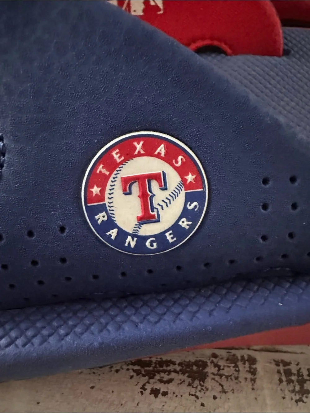 Reef Texas Rangers MLB Flip Flops Men’s 13 Bottle Opener Sandals
