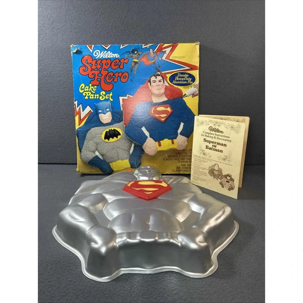Wilton Super‎ Hero Cake Pan - 1977 Vintage DC Comics - Makes Superman Or Batman