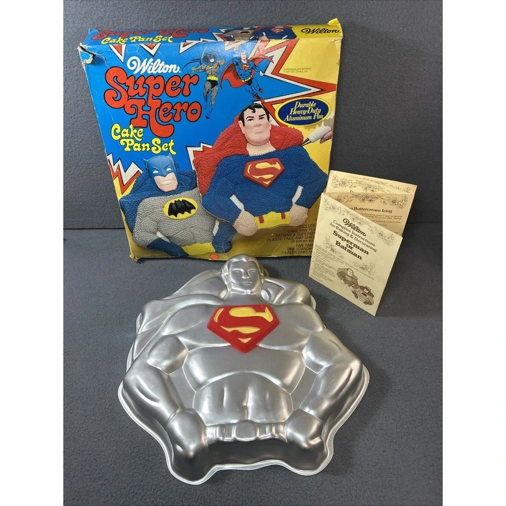 Wilton Super‎ Hero Cake Pan - 1977 Vintage DC Comics - Makes Superman Or Batman