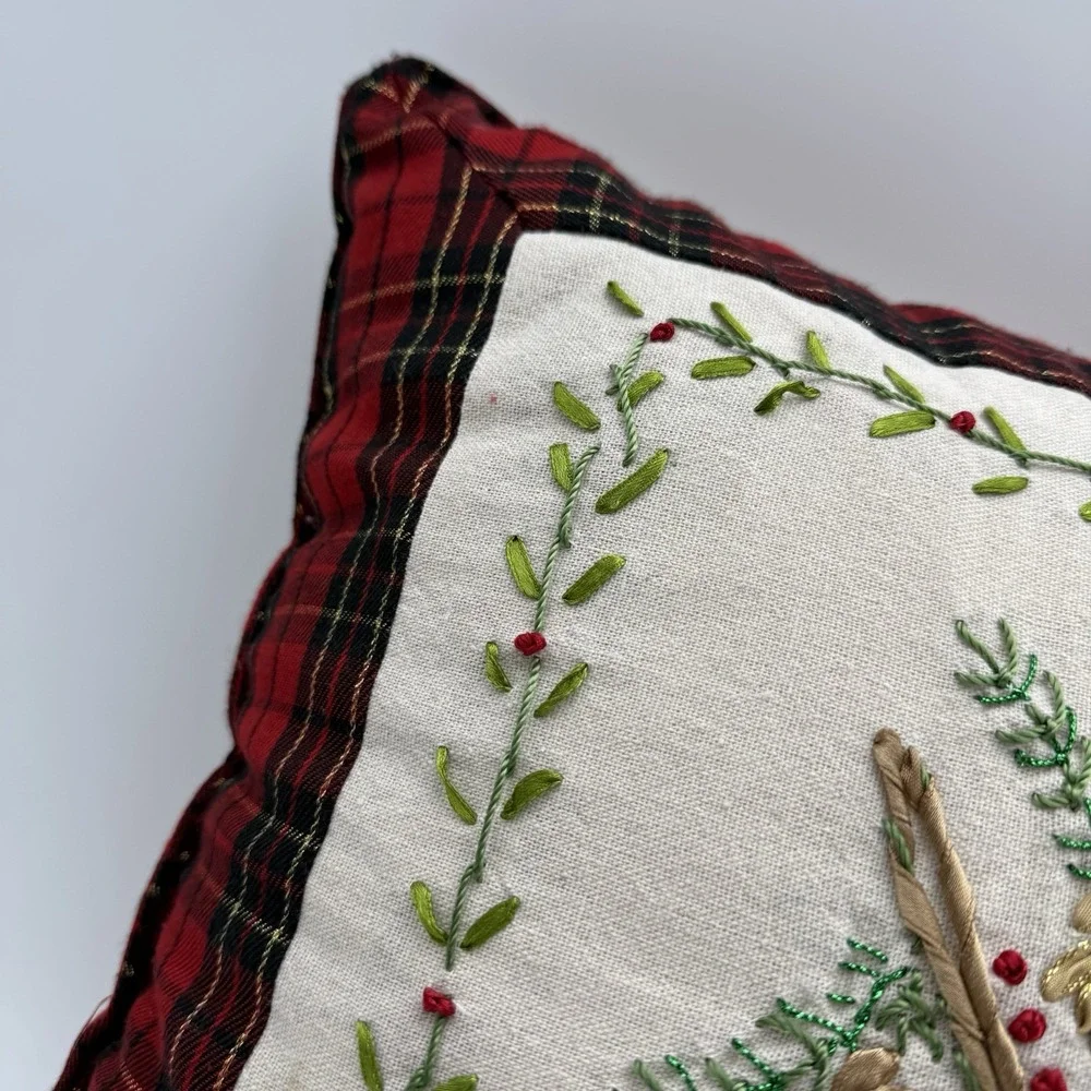Christmas Throw Pillow Embroidered Quilted Plaid 3D Folksy Rustic Acorn Tree‎