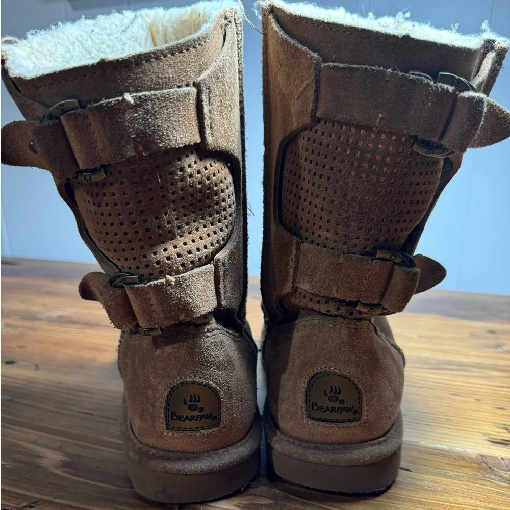 BearPaw very good