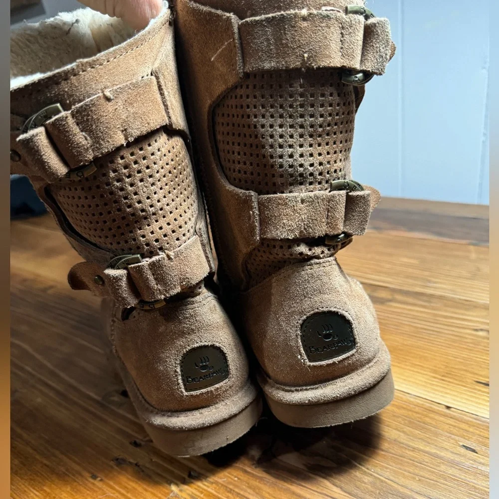 BearPaw very good