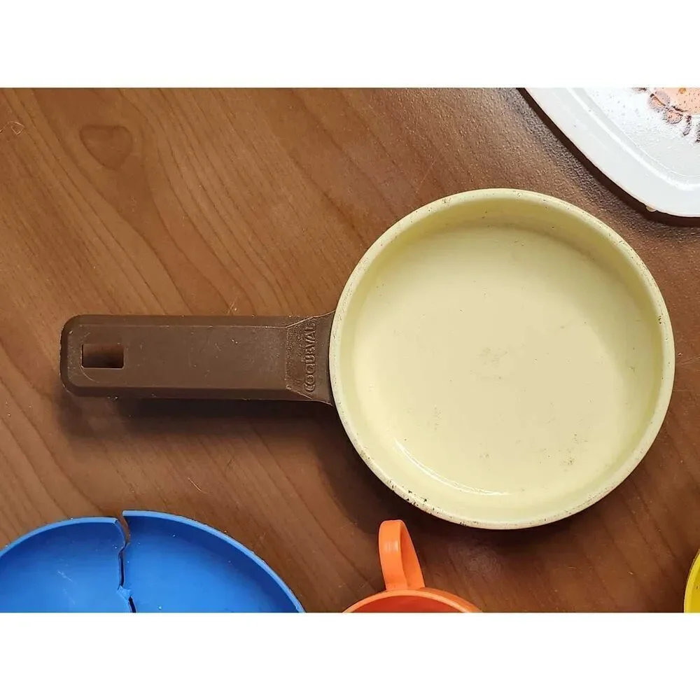 Vintage Pretend Play Dishes #A62