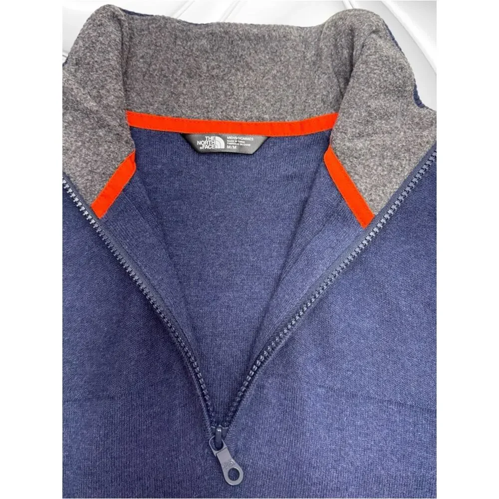 THE NORTH FACE Men’s Medium Blue 1/4 Zip Sweater