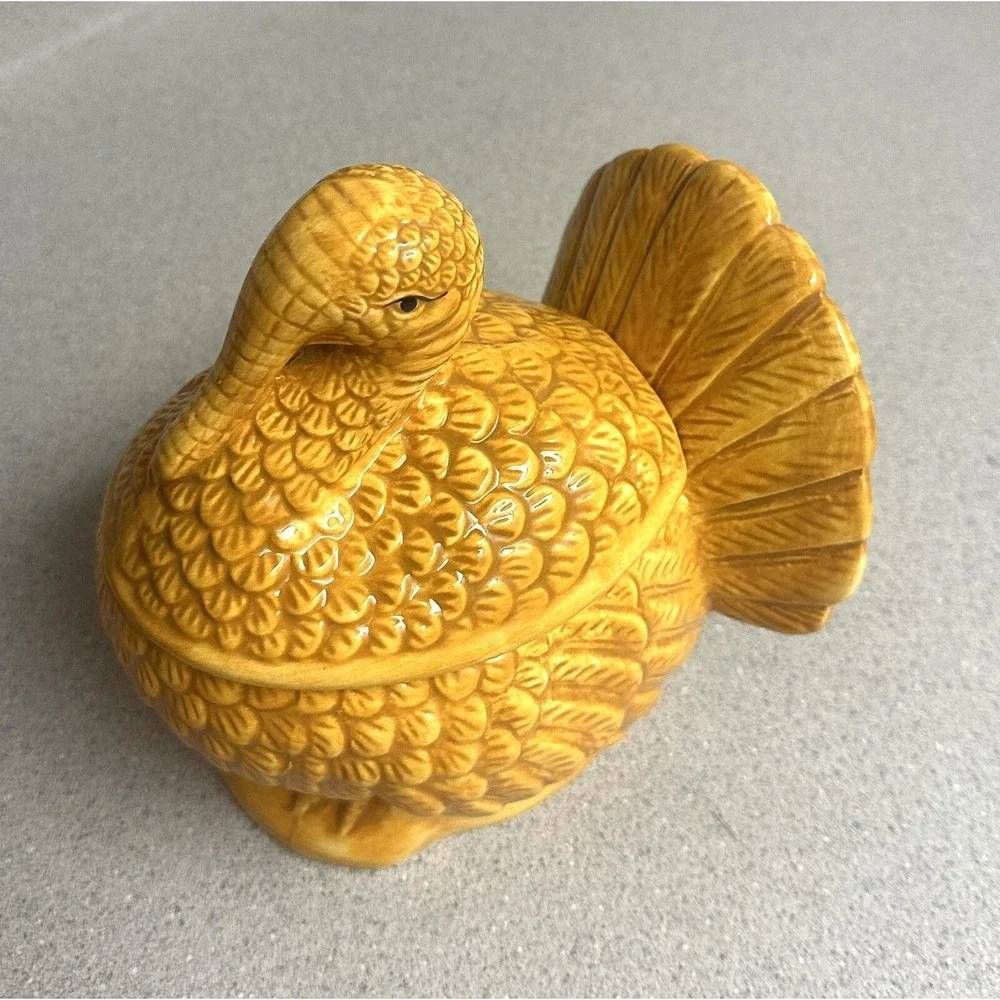 La Dolce Vita By JA Designs Covered Turkey Bowl Orange Turkey Collection‎