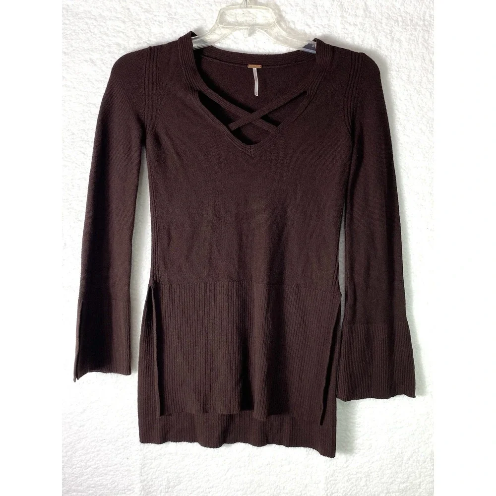 Free People XS Brown Lattice V-Neck Ribbed Knit‎ Tunic Sweater Bell Sleeve Slit