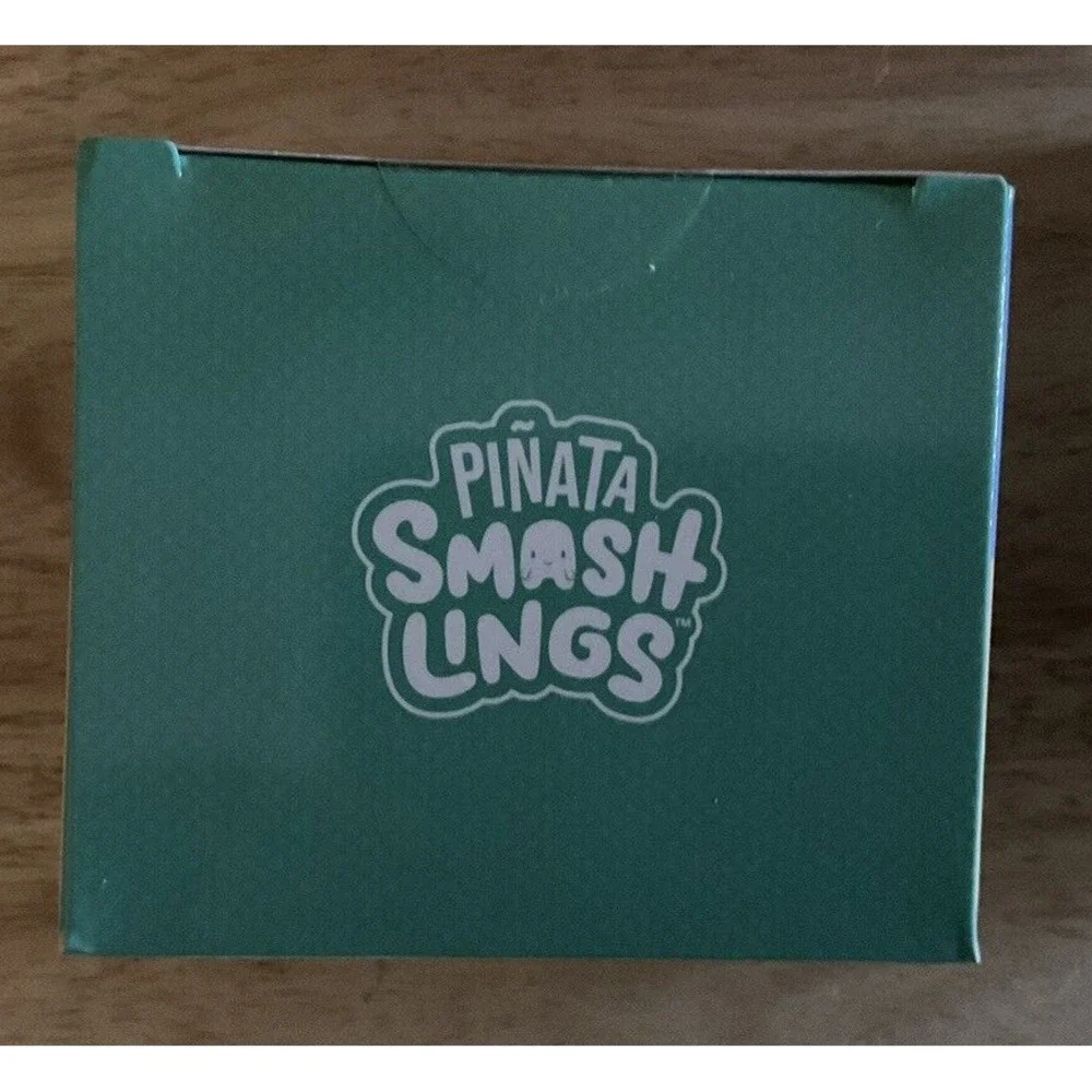 N/A smash box plushy