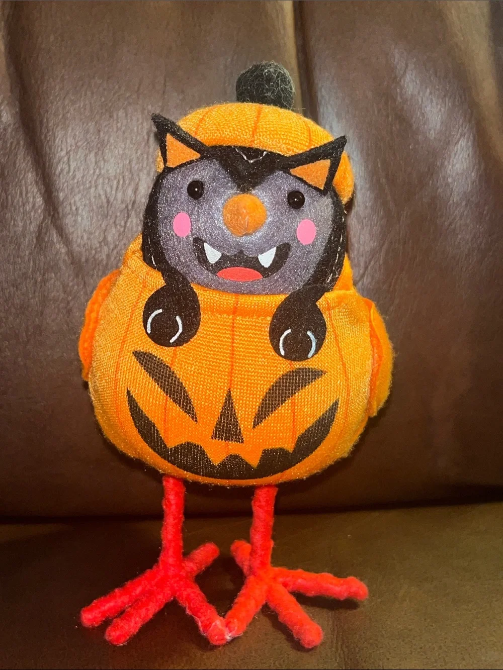 “Pawson” is a 2024 limited edition Halloween felt bird from Hyde and Eek!