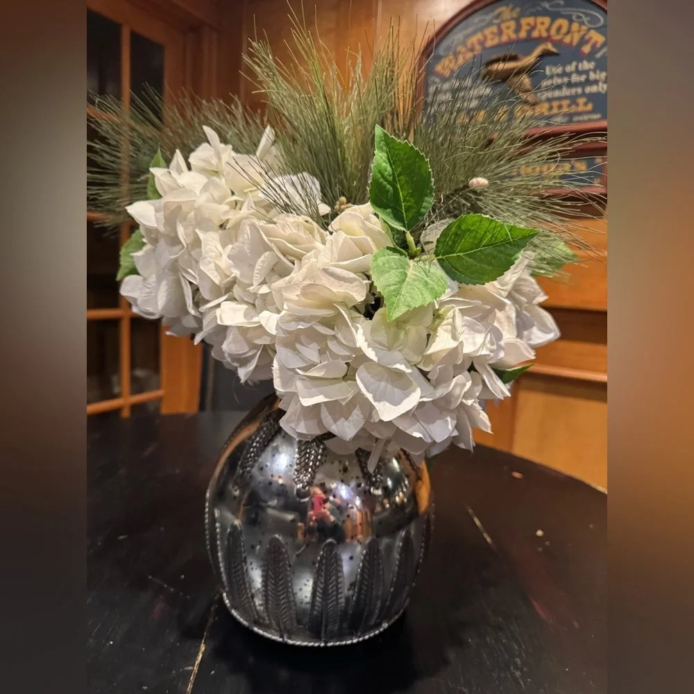 POTTERY BARN Floral arrangement in silver vase