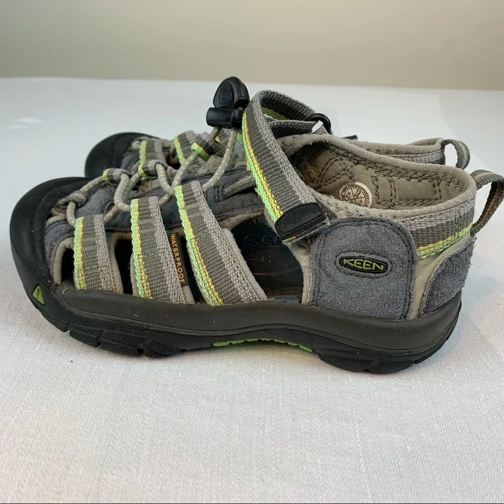 Keen Waterproof Little Boy Sz 12 Sandal