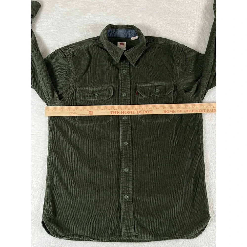 Levis levis green