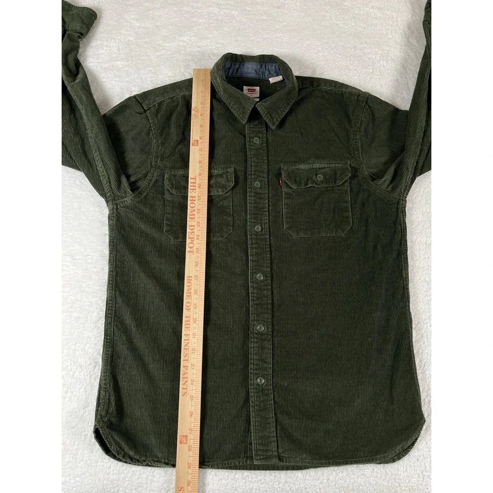 Levis levis green