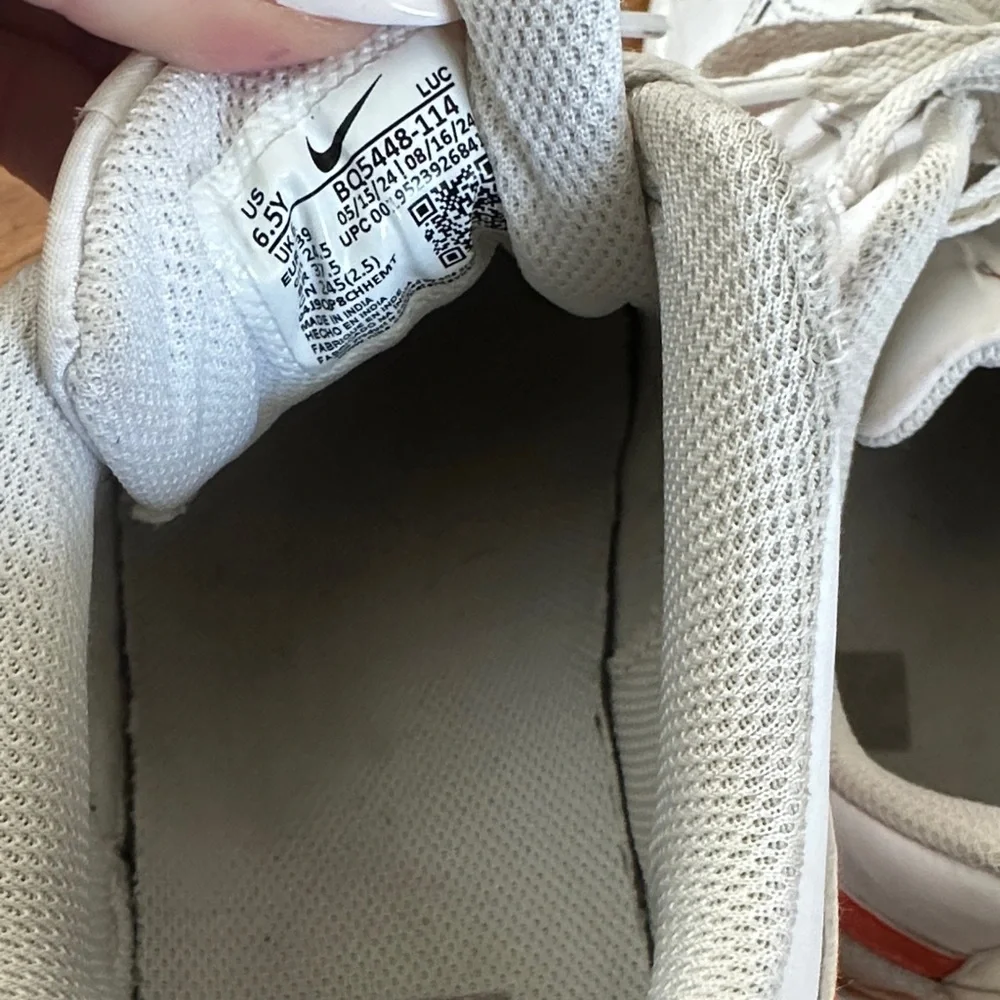 Nike worn handful