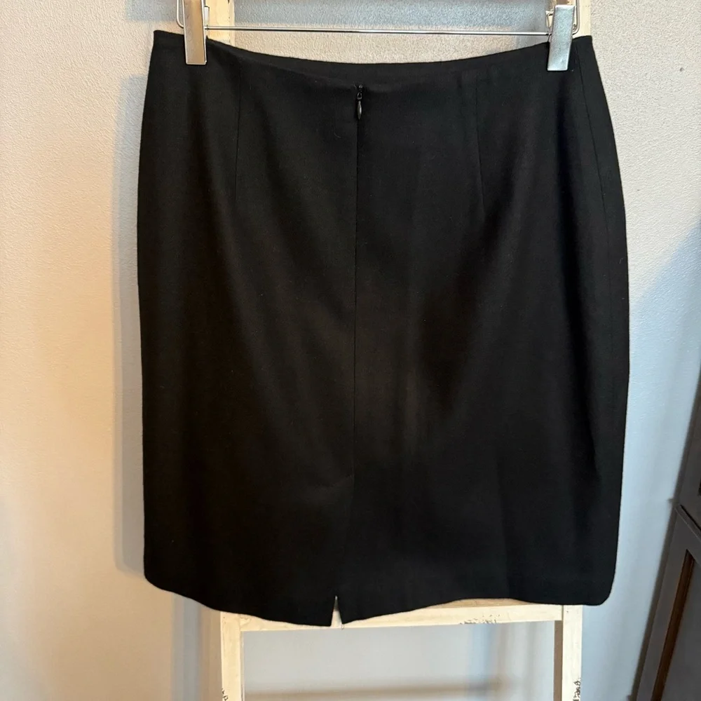 Vintage KGR Black Women's Mini Skirt 100% Pure Wool Size 10